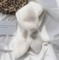 大人気☆ もこふわ ストール ファーマフラー スカーフ 白 あったかスヌード Ａ