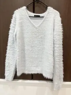 シャギーニット　ブルー　Ｖネック