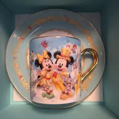 東京ディズニーリゾート ３０周年記念 カップ&ソーサー