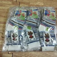 ベビー靴下 3足セット トナカイとクマ
