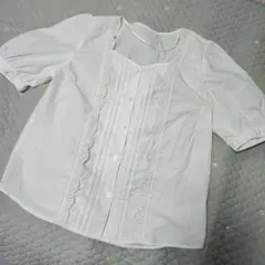 GU レース装飾 ホワイト 半袖ブラウス