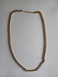 ゴールドチェーンネックレス