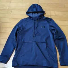 Under Armour ネイビー フード付きパーカー