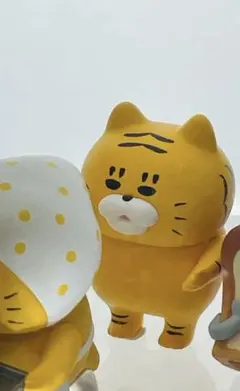 【新品1つ】ノラネコぐんだん フィギュア 必死なねこ KENELESTAND