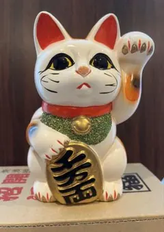 常滑焼 招き猫　左手挙げ　商売繁盛