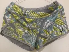 レディース　アシックス　ランニングパンツ　リバーシブル