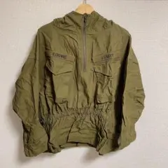 カーキ マウンテンパーカー