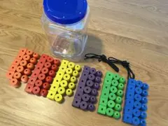 知育玩具 ビーズ ひも通し カラフル 木のおもちゃのサムネイル