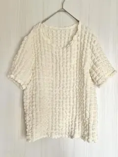 SHEIN DAZY アイボリー 半袖 Tシャツ 立体テクスチャー