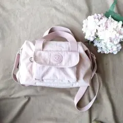 新品未使用 軽量 キプリング いちごミルク色のナイロン ショルダーバッグ