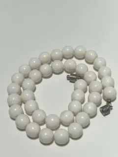 ヴィンテージ風 ホワイトビーズ ネックレス シンプル エレガント 匿名発送