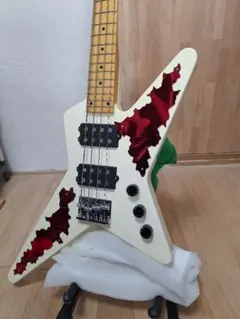 唯一無二！エドワーズ ランダムスター ミニ 白に赤ミラーピックガード！高崎晃 2025年最新】ランダムスター EDWARDSの人気アイテム - メルカリ