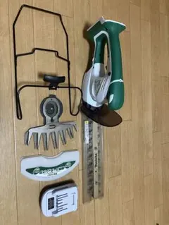 Makita コードレス芝刈り機 MUM165DS Makita コードレス芝刈り機 MUM165DS マキタ コード式芝生バリカン芝