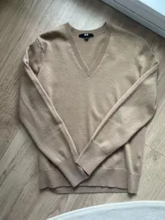 UNIQLOベージュ Vネック セーター Mサイズ カシミヤ