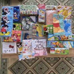 ディズニーのキャラクターグッズセット　タオル　ティッシュ　アルミホイル