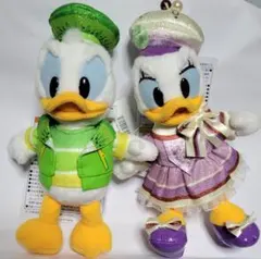 ぬいぐるみバッジ　ドナルドダック&デイジーダック　スイーツポップワールド