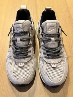 NIKE v2k run シルバー 24cm - メルカリ