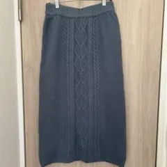 OLIVE de OLIVE ケーブル編み 優しい色合い　タイトニットスカート