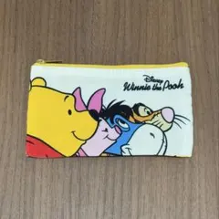 ディズニーストア シークレット ポーチ プーさん