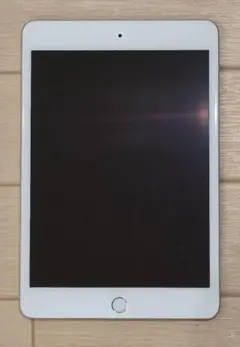 【美品】iPad mini 第5世代 シルバー Wi-Fi+cellular