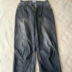 Item thumbnail for item 16922414-9f32-4f2f-b685-b07b466408bd