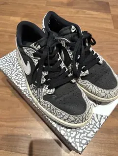 NIKE AIR JORDAN 1 LOW OG ブラックセメント 25.5箱有