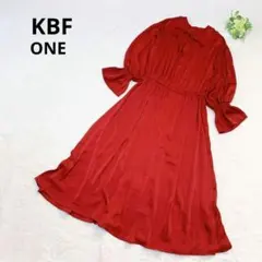 KBF キャンディスリーブロングワンピース 2WAY サテン地 光沢 リボン S