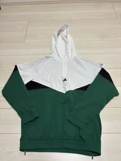 アディダス　ゴルフウェア　セットアップ