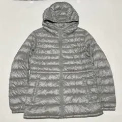 UNIQLO URTRA LIGHT DOWN フーディーダウンジャケット