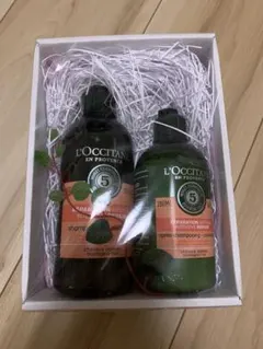 L'Occitane シャンプーとコンディショナーセット