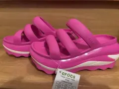 新品★クロックス 厚底 ネオン　ピンク　Crocs 21cm サイズ5のサムネイル