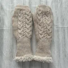 ベージュ 編み込みデザイン アームカバー