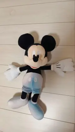 ミッキーマウスぬいぐるみ ディズニー100周年 読売新聞