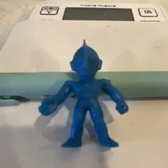 レア　消しゴム　ウルトラマン フィギュア 青色 約10cm 2025年最新】ウルトラマン 消しゴム レアの人気アイテム - メルカリ