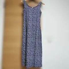 ノースリーブマキシワンピース ネイビーとホワイト