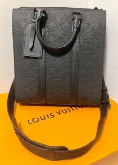 LOUIS VUITTON サックプラ•クロス　マットブラックレザーM21884のサムネイル