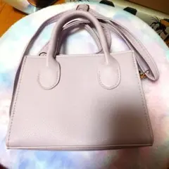 薄紫 ショルダーバッグ  スクエア型