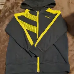 最終値下げ！Puma キッズ パーカー 130cm