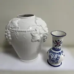 【洋風】陶器 花瓶 2点セット 白磁 ぶどうレリーフ ヨーロピアンフラワーベース
