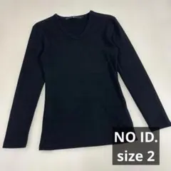 NO ID. 黒 Vネック 長袖カットソー　ロンT 2