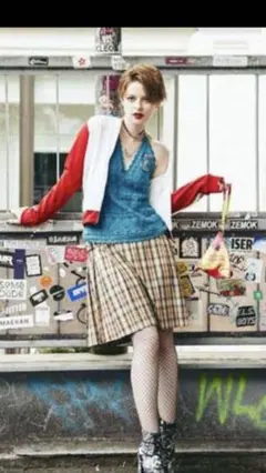 新品タグあり⭐︎HYSTERIC GLAMOUR プリーツ加工　ニースカート