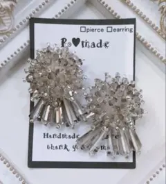 在庫ラスト ガラスビーズフラワーのピアス イヤリング