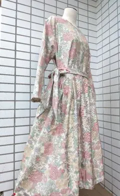 着物リメイク本場大島紬　ウエストタックロングワンピース花柄　正絹 フリーサイズ