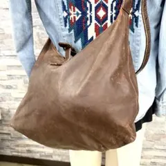 AND A アンドエー 変形レザーショルダーバック 男女兼用革鞄 ブラウン