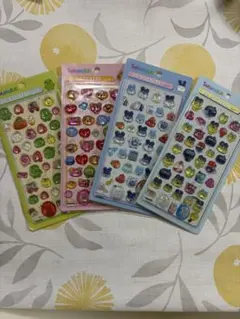 残り3セット　たまごっち　3Dステッカー　4点セット