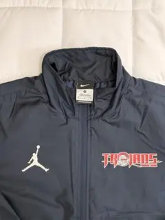 Item thumbnail for item 52e4676b-1fff-446f-884e-49f8dcdbb9c6