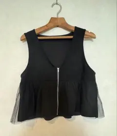 【未使用に近い】チュールペプラム ジップベスト ブラック Mサイズ
