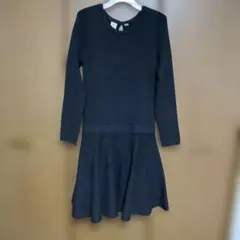 GAP KIDS 黒の長袖ワンピース