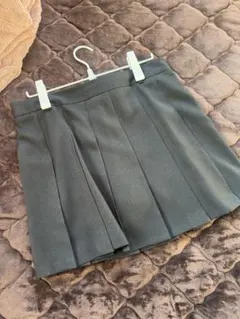 GU プリーツスコート 新品未使用