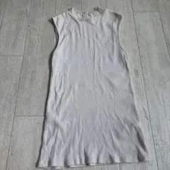 リブ編みノースリーブタンクトップ